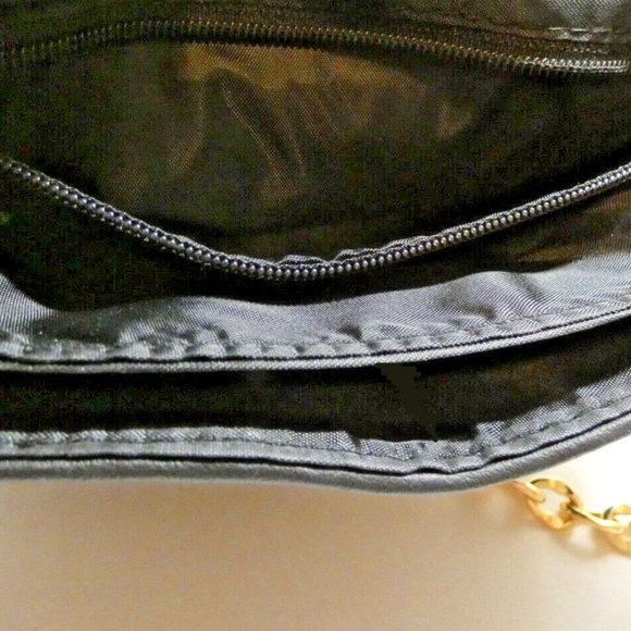 Disney Crossbody Bag Purse Mickey Minnie Mouse Black Embossed Gold Chain NWT - Picture 10 of 14